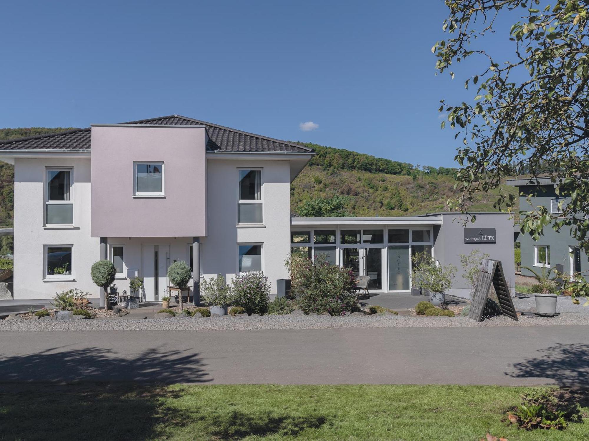 Ferienweingut Luetz Leilighet Pünderich Eksteriør bilde