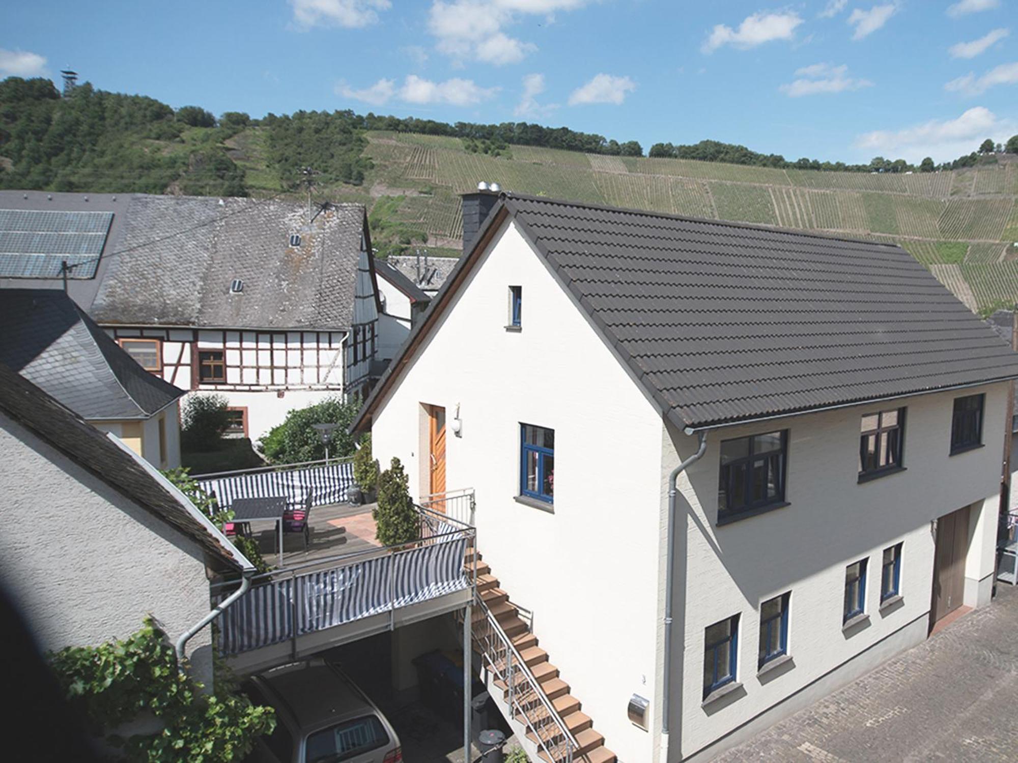 Ferienweingut Luetz Leilighet Pünderich Eksteriør bilde